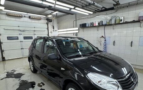 Renault Sandero I, 2011 год, 540 000 рублей, 2 фотография