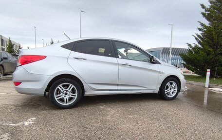 Hyundai Solaris II рестайлинг, 2011 год, 730 000 рублей, 1 фотография