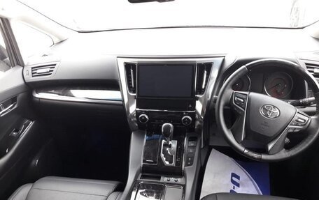 Toyota Alphard III, 2019 год, 4 500 000 рублей, 11 фотография