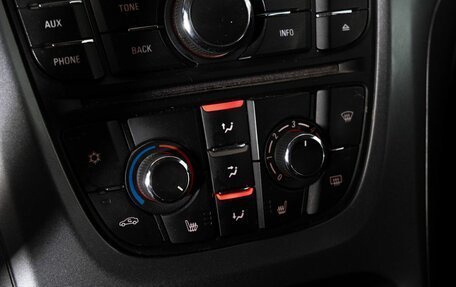 Opel Astra J, 2013 год, 570 000 рублей, 13 фотография