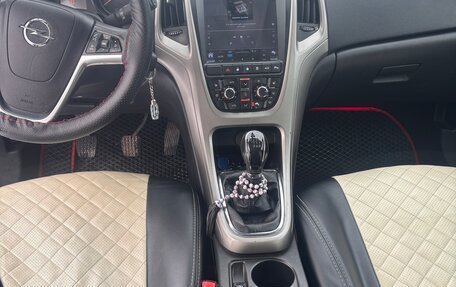 Opel Astra J, 2010 год, 700 000 рублей, 8 фотография