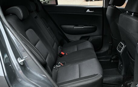 KIA Sportage IV рестайлинг, 2018 год, 2 319 000 рублей, 7 фотография