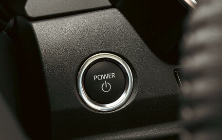 Toyota Camry, 2025 год, 4 598 000 рублей, 19 фотография