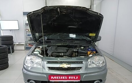 Chevrolet Niva I рестайлинг, 2012 год, 460 000 рублей, 7 фотография