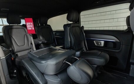 Mercedes-Benz V-Класс, 2024 год, 17 500 000 рублей, 21 фотография