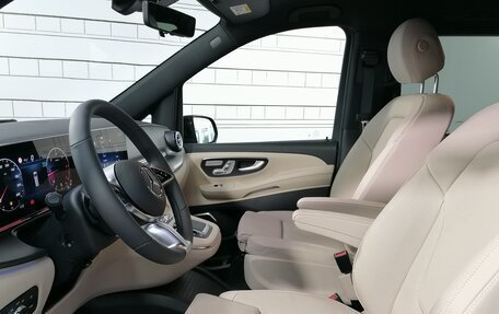 Mercedes-Benz V-Класс, 2024 год, 17 500 000 рублей, 12 фотография