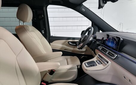 Mercedes-Benz V-Класс, 2024 год, 17 500 000 рублей, 29 фотография