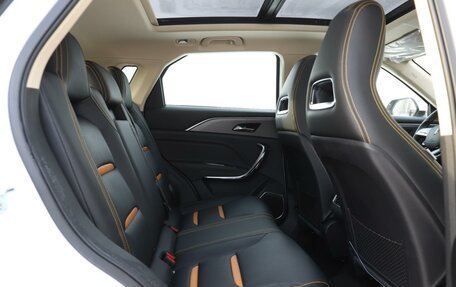 FAW Bestune T77, 2024 год, 2 169 000 рублей, 7 фотография
