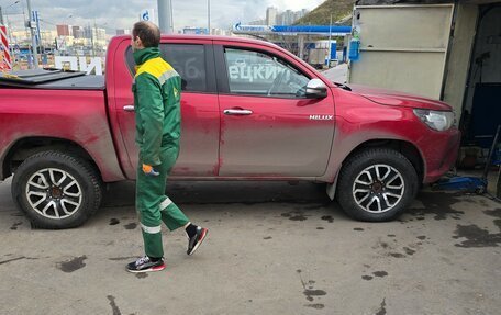 Toyota Hilux VIII, 2015 год, 3 200 000 рублей, 5 фотография