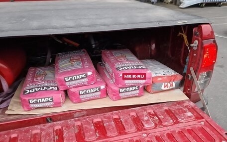 Toyota Hilux VIII, 2015 год, 3 200 000 рублей, 4 фотография