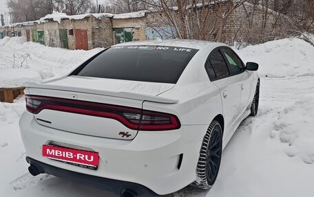 Dodge Charger, 2018 год, 4 400 000 рублей, 3 фотография