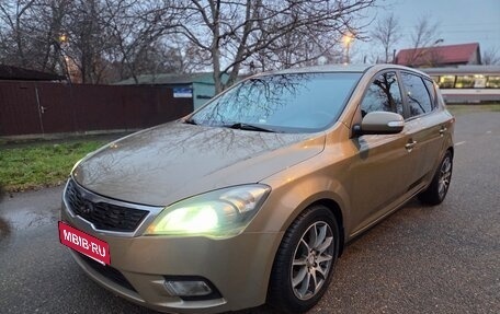 KIA cee'd I рестайлинг, 2010 год, 530 000 рублей, 1 фотография