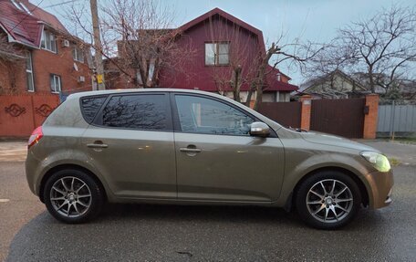 KIA cee'd I рестайлинг, 2010 год, 530 000 рублей, 4 фотография