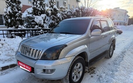 Toyota Land Cruiser Prado 120 рестайлинг, 2006 год, 2 250 000 рублей, 3 фотография