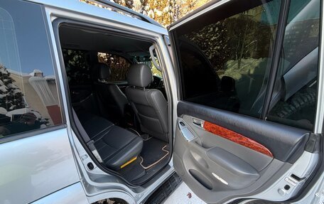 Toyota Land Cruiser Prado 120 рестайлинг, 2006 год, 2 250 000 рублей, 22 фотография