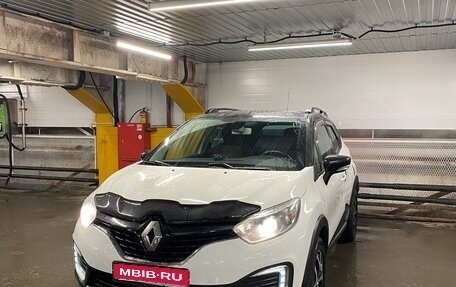 Renault Kaptur I рестайлинг, 2016 год, 1 250 000 рублей, 1 фотография