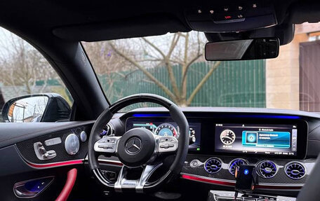 Mercedes-Benz E-Класс AMG, 2018 год, 5 650 000 рублей, 10 фотография