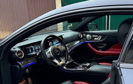 Mercedes-Benz E-Класс AMG, 2018 год, 5 650 000 рублей, 14 фотография