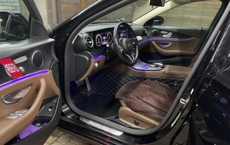 Mercedes-Benz E-Класс, 2020 год, 3 800 000 рублей, 10 фотография