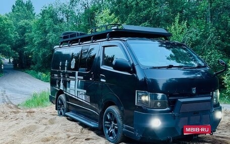 Toyota HiAce H200, 2013 год, 4 400 000 рублей, 1 фотография