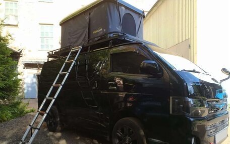 Toyota HiAce H200, 2013 год, 4 400 000 рублей, 22 фотография