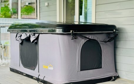 Toyota HiAce H200, 2013 год, 4 400 000 рублей, 28 фотография