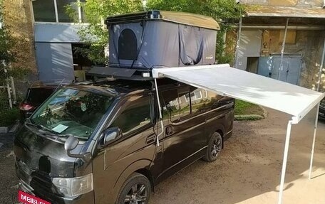 Toyota HiAce H200, 2013 год, 4 400 000 рублей, 23 фотография