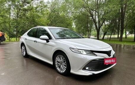 Toyota Camry, 2020 год, 4 200 000 рублей, 4 фотография