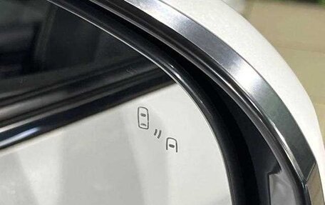 Mitsubishi Outlander III рестайлинг 3, 2017 год, 1 650 000 рублей, 9 фотография