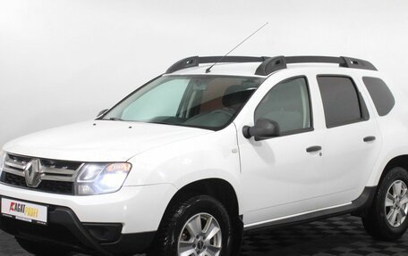 Renault Duster I рестайлинг, 2017 год, 945 000 рублей, 2 фотография