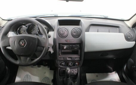 Renault Duster I рестайлинг, 2017 год, 945 000 рублей, 12 фотография