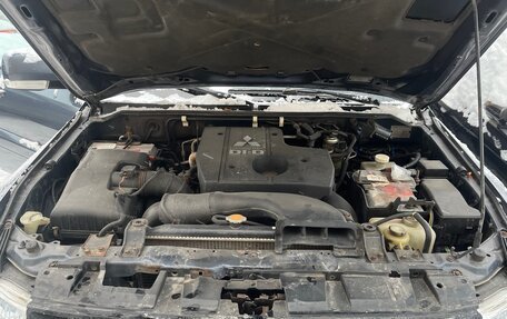 Mitsubishi Pajero IV, 2008 год, 950 000 рублей, 2 фотография