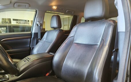 Toyota Highlander III, 2014 год, 3 200 000 рублей, 14 фотография