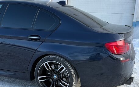 BMW 5 серия, 2011 год, 1 600 000 рублей, 3 фотография