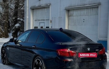 BMW 5 серия, 2011 год, 1 600 000 рублей, 4 фотография