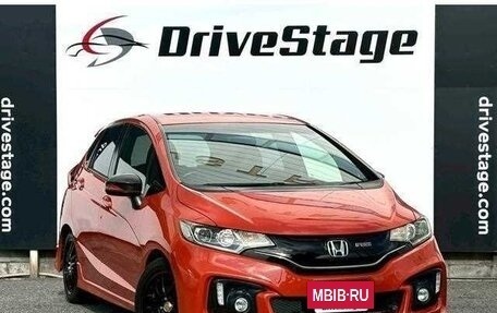 Honda Fit III, 2014 год, 860 000 рублей, 2 фотография