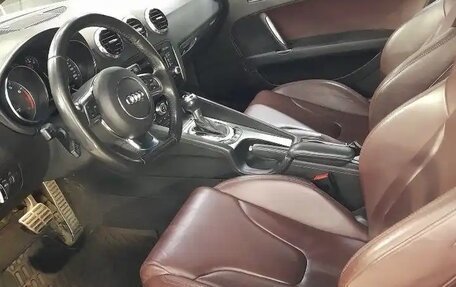 Audi TT, 2010 год, 2 100 000 рублей, 3 фотография