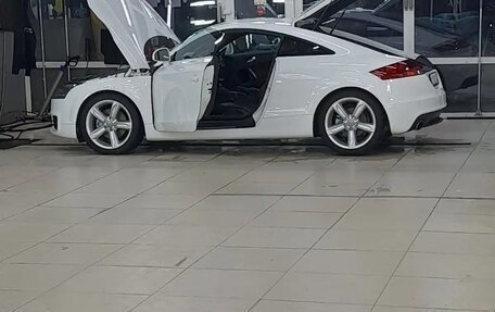 Audi TT, 2010 год, 2 100 000 рублей, 6 фотография