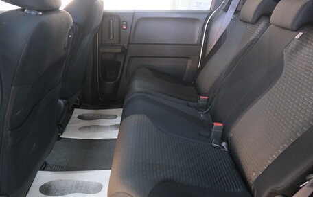 Honda Freed I, 2014 год, 1 289 000 рублей, 19 фотография