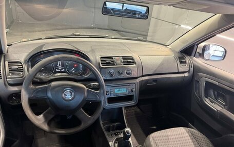 Skoda Fabia II, 2013 год, 600 000 рублей, 9 фотография