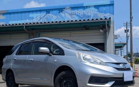 Honda Fit Shuttle I рестайлинг, 2014 год, 872 000 рублей, 1 фотография