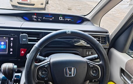 Honda Stepwgn IV, 2016 год, 1 795 000 рублей, 12 фотография