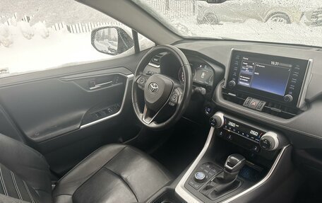 Toyota RAV4, 2020 год, 3 749 000 рублей, 6 фотография