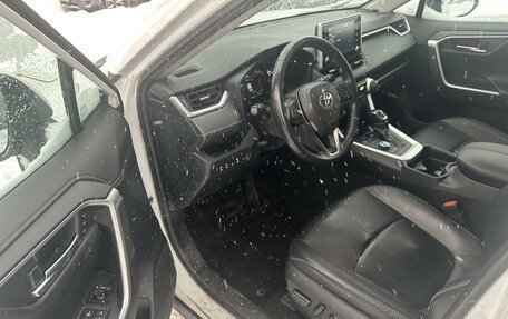 Toyota RAV4, 2020 год, 3 749 000 рублей, 9 фотография