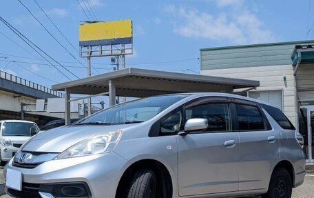 Honda Fit Shuttle I рестайлинг, 2014 год, 872 000 рублей, 3 фотография