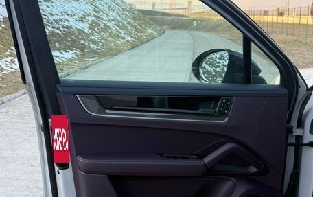 Porsche Cayenne III, 2025 год, 18 500 000 рублей, 13 фотография