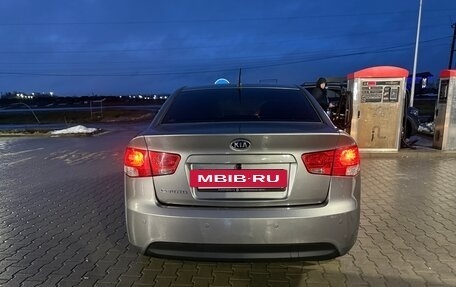 KIA Cerato III, 2010 год, 750 000 рублей, 4 фотография