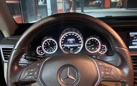 Mercedes-Benz E-Класс, 2012 год, 1 500 000 рублей, 1 фотография