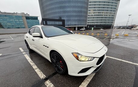 Maserati Ghibli, 2016 год, 2 399 000 рублей, 1 фотография