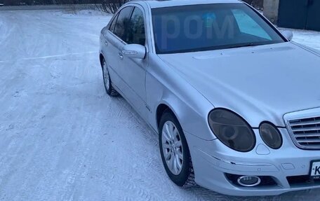 Mercedes-Benz E-Класс, 2003 год, 850 000 рублей, 3 фотография